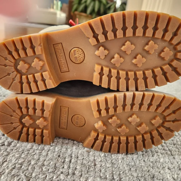 Timberland Women's Jayne Grey Nubuck Boots, Size 9 - Picture 8 of 13